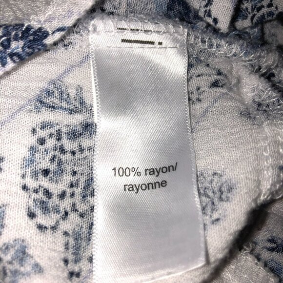 Maurices Womens 2X White Blue Floral Sleeveless Ruffle Hem Tunic Tank Top Shirt - Picture 8 of 9